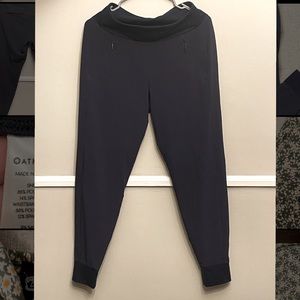 Athleta Women's 2 Navy Jogger Pants Zipper Flap Back Pockets